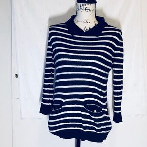 FOREVER 21 NAVY BLUE & WHITE STRIPE COLLAR TOP
